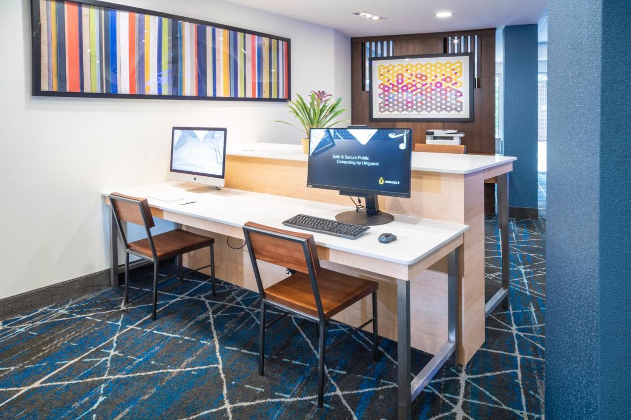 Holiday Inn Express - Brevard By Ihg Esterno foto